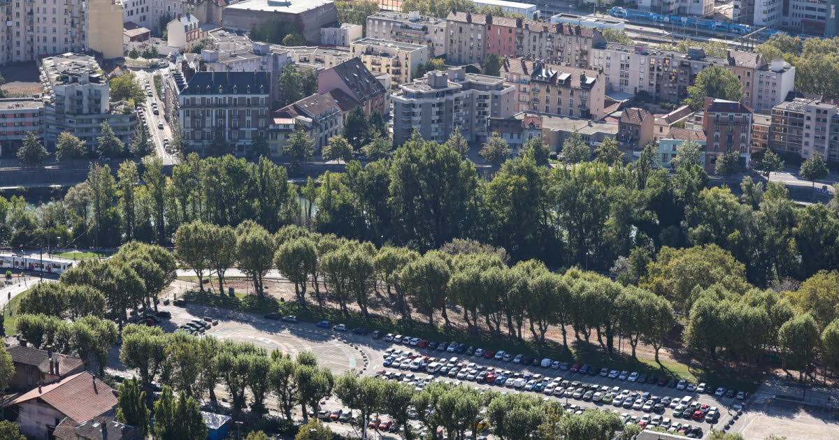 , Grenoble Réaménagement de l’Esplanade : dénonçant un quartier « à l’abandon », les riverains s’impatientent