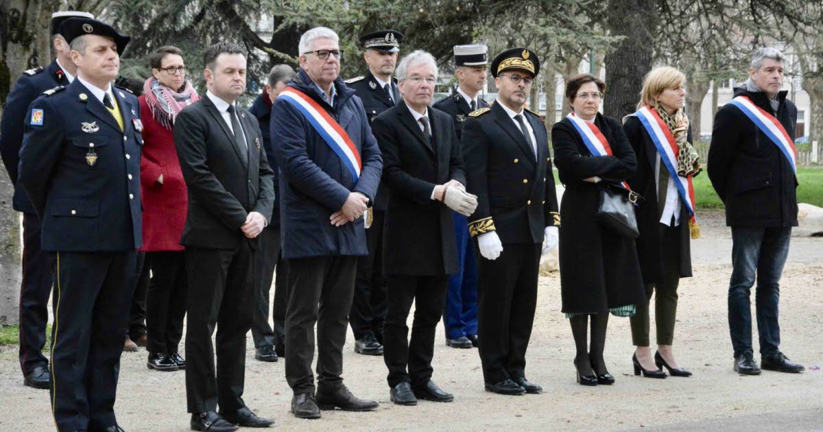 , Grenoble Réunis en mémoire des victimes du terrorisme
